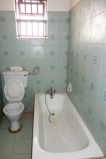 Bathroom 4, Satellite Hotel, Kampala