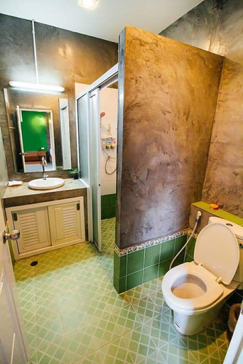 Bathroom 3, Baan Suan Him Doi, Hang Dong