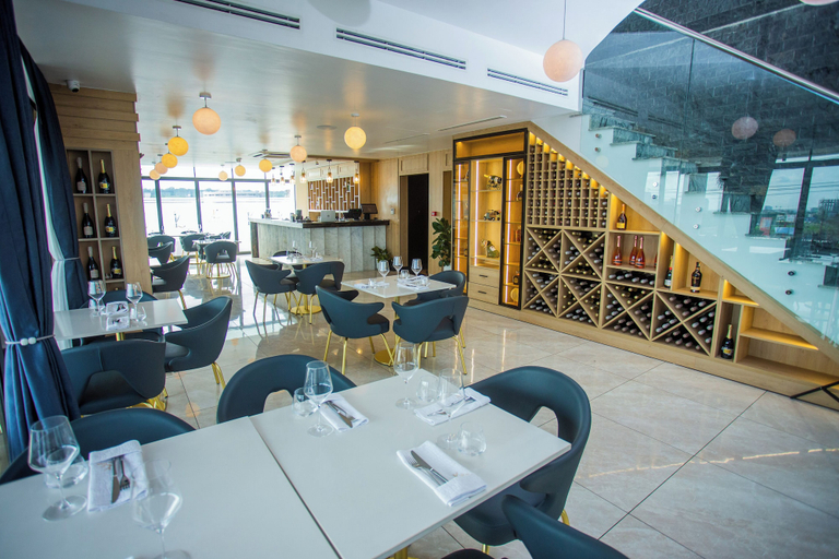 Food & Drinks 5, The Signature Apartments, Accra
