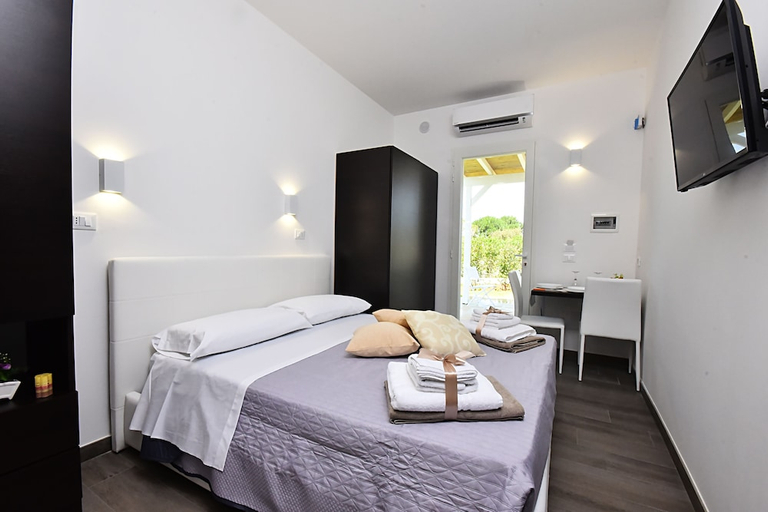 Bedroom 3, Borgo Fiorito Relais, Lecce