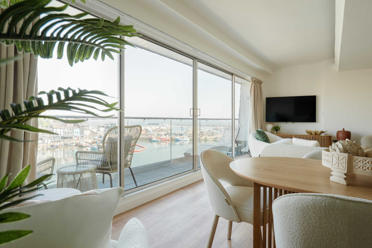 Room 5, Quayside Apartments, Brixham, Torbay