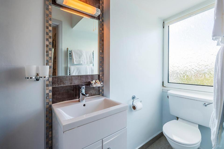 Bathroom 3, Klondyke House