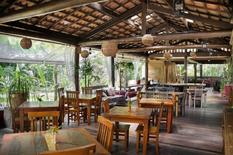 Food & Drinks 5, Villa Manakas, São Sebastião