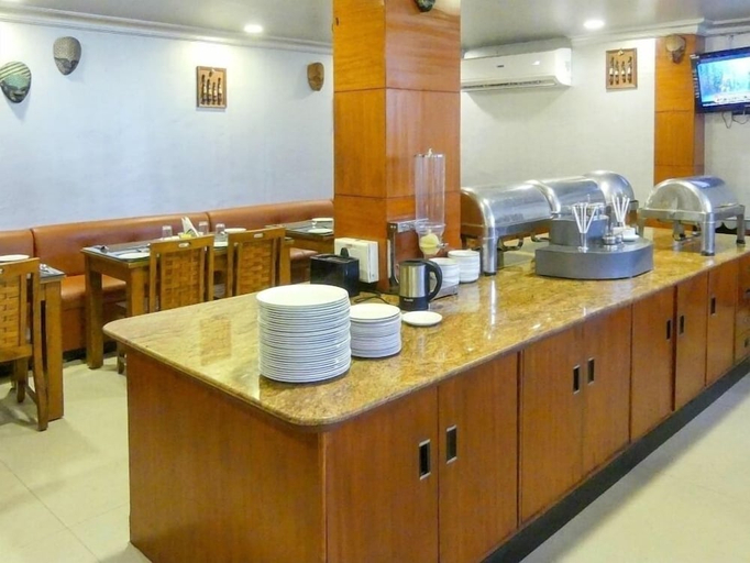 Food & Drinks 3, MEENAKSHI'S SUNSHINE HOTEL, Madurai
