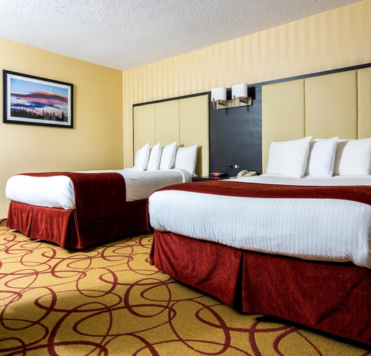 Bedroom 2, Sinbad's Hotel & Suites, Division No. 6