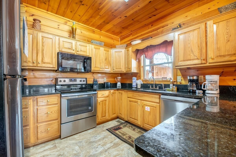 Private kitchen, Mountain Breeze, Sevier