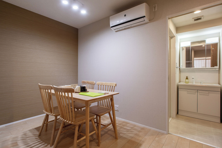 Dining 3, Star house, Osaka