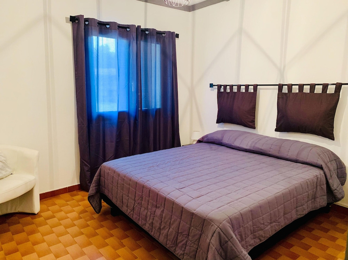 Bedroom 2, Residence Filippi, Corse-du-Sud