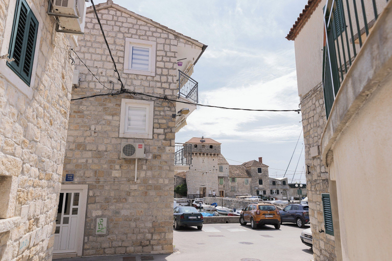 Exterior 5, B Studio Apartment Near the Beach With sea View, Kaštela