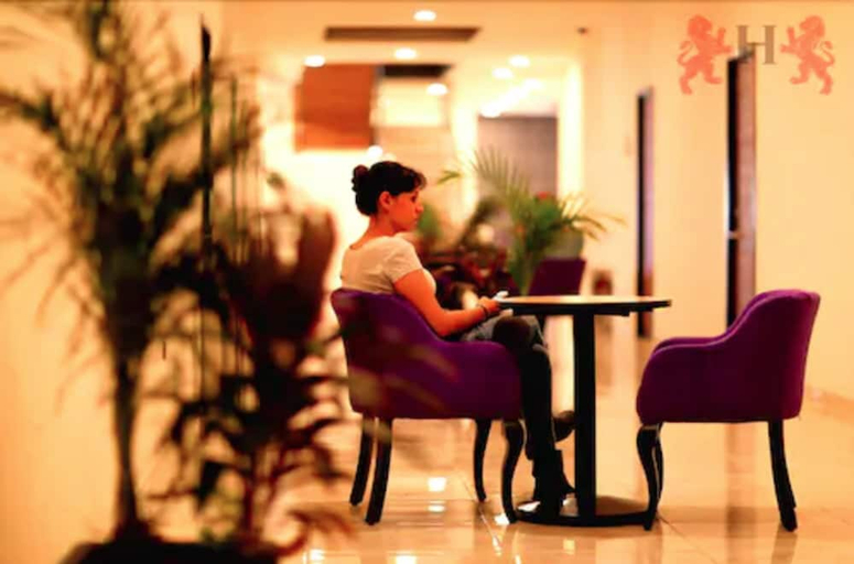 Others 5, Hotel Leones, San Andrés Cholula