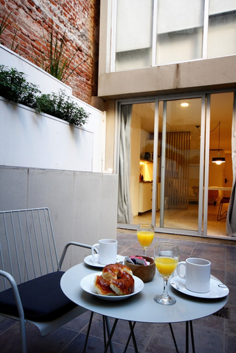 Food & Drinks, Departamentos Lugar, Capital