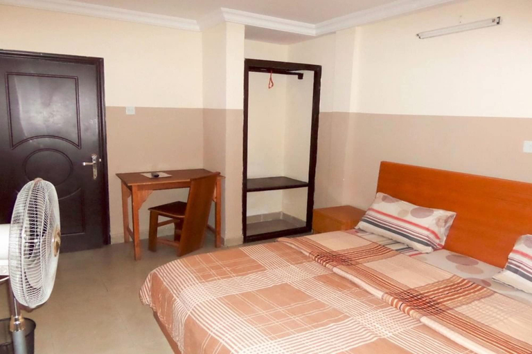 Bedroom 3, Wonder King Hotel, Mainland