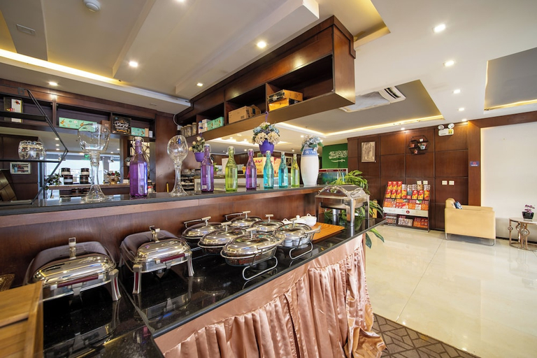 Food & Drinks 4, Swat Furnished Apartment, Dammam