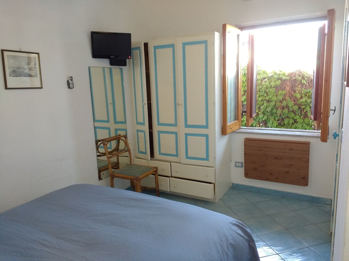 Bedroom 4, Pensione La Giara, Messina