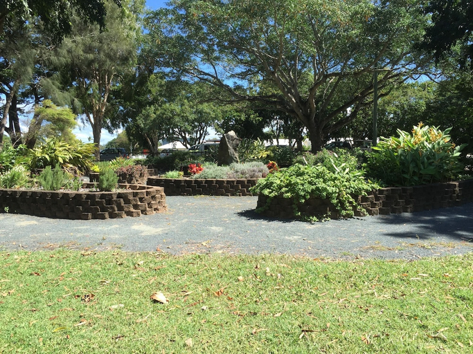 Others 5, Hotel Beachside, Mackay - Pt A