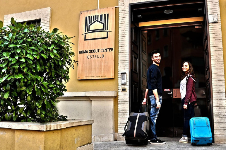 Exterior & Views 2, Roma Scout Center - Hostel, Roma