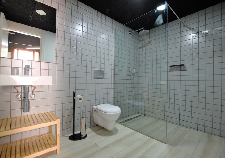 Bathroom 4, Brick Palma, Baleares