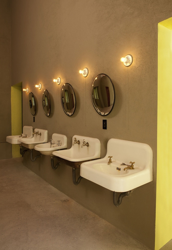 Bathroom 3, Downtown Beds - Hostel, Mexico City