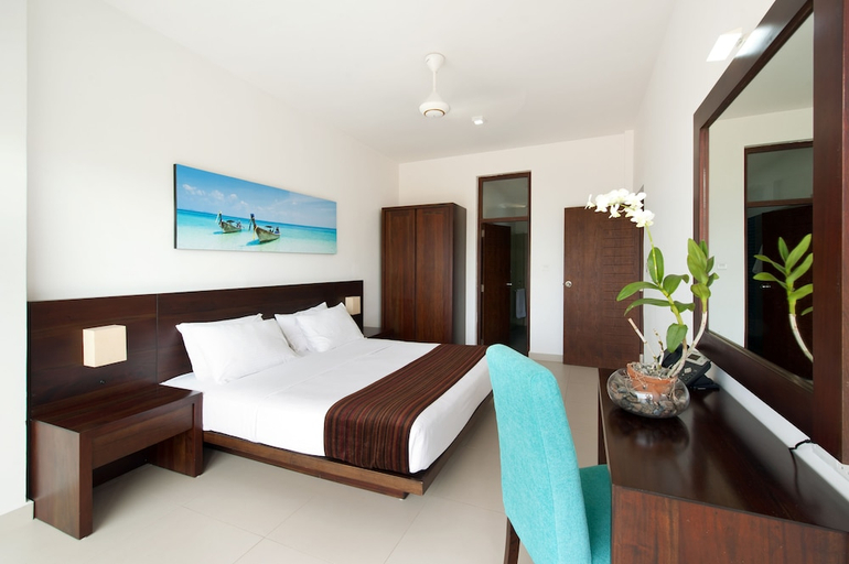 Bedroom 3, The Beach - All Suite Hotel, Negombo