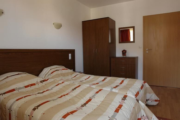 Bedroom 3, Winslow Elegance Hotel, Bansko
