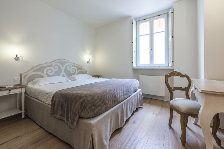 Bedroom 3, Villa Italia, Trento