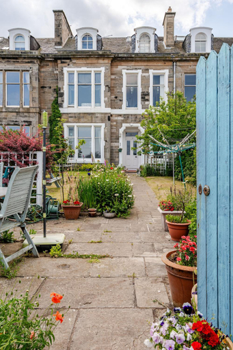 5, Edinburgh Beach, Edinburgh