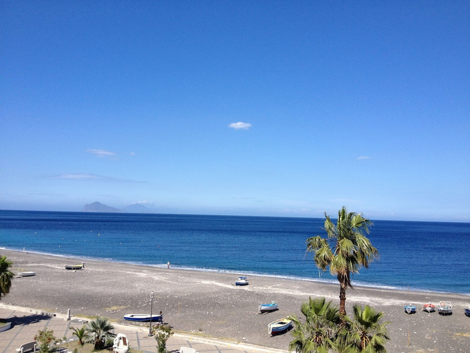 Others 4, Zenzero Studio, Messina