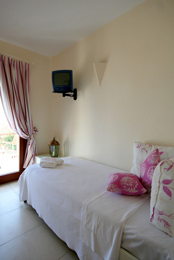 Bedroom 2, Clara Hotel, North Aegean