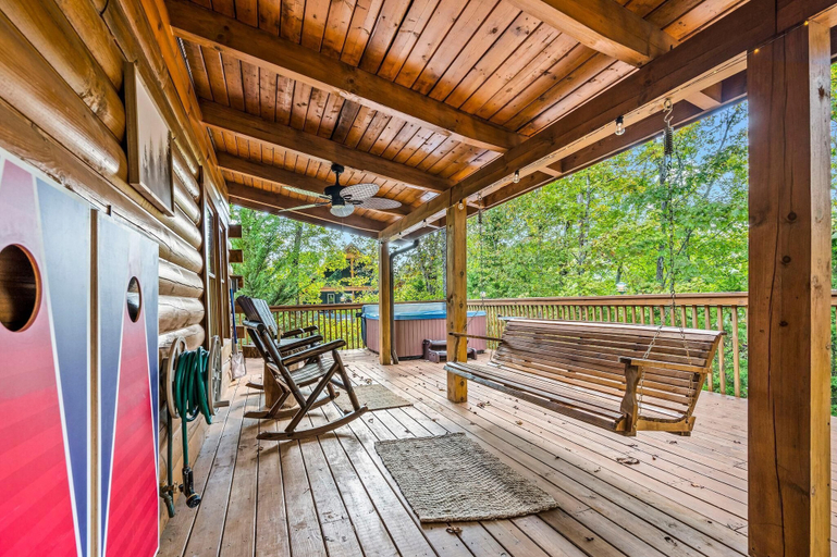 Terrace/patio 5, Majestic Elk Hideaway, Sevier