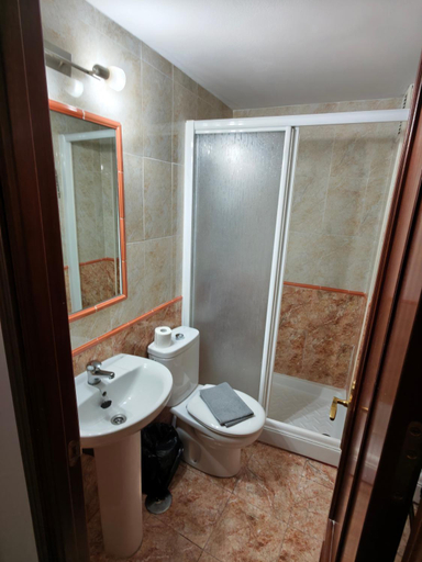 Bathroom 5, H Arkanta, Madrid
