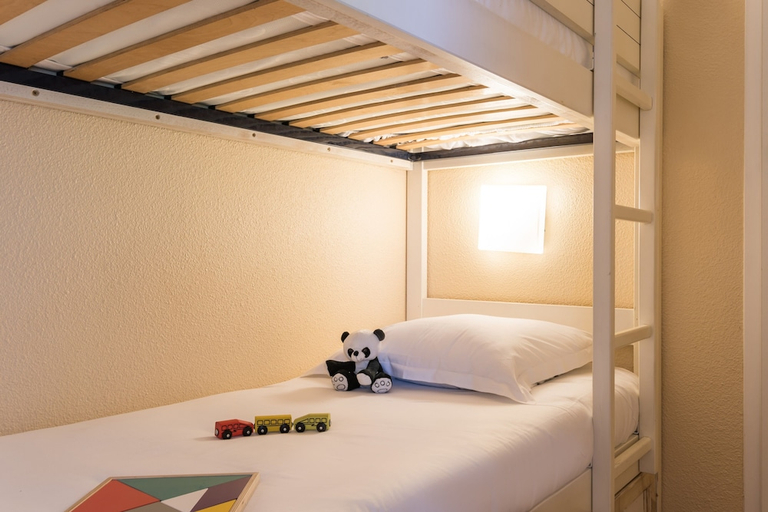 Bedroom 3, Residence Pierre & Vacances Le Domaine de Bordaberry, Pyrénées-Atlantiques