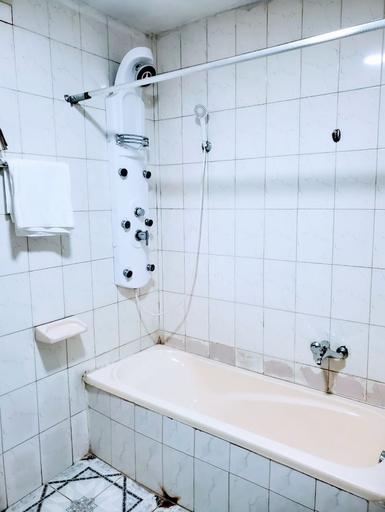 Bathroom 4, Keba Guest House, Addis Abeba