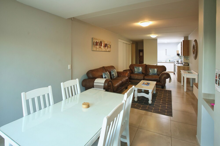 Others 5, 4 Bella Casa Self Catering, West Coast