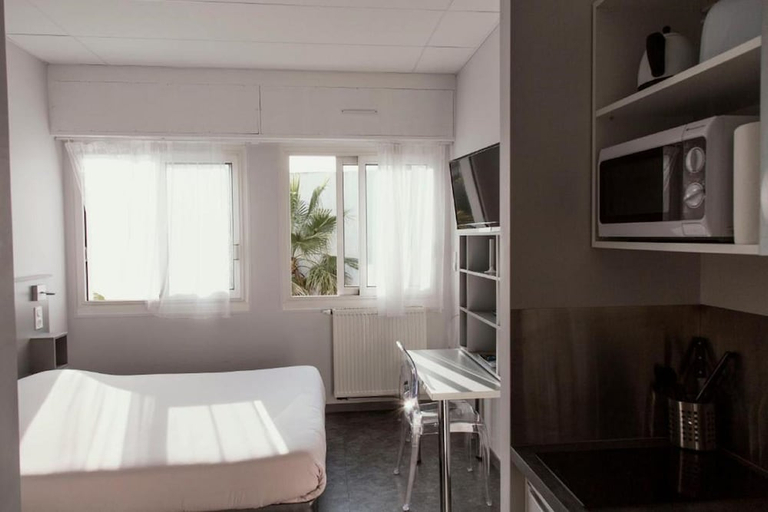 Bedroom 5, Smartappart Lorient, Morbihan