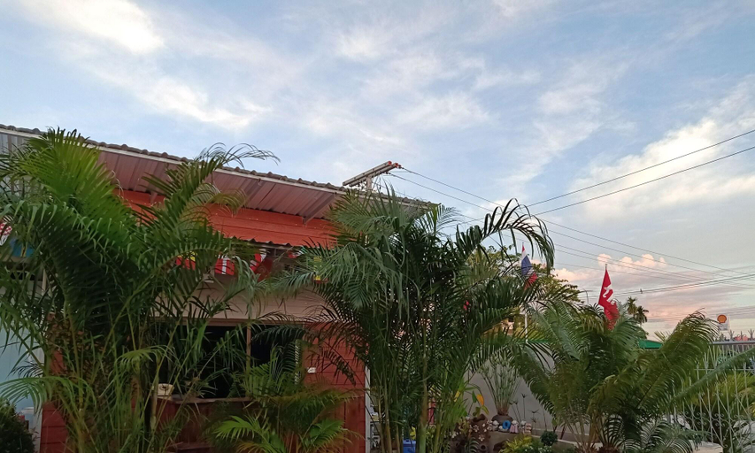 Exterior & Views 2, Yotin Guest House, Muang Trat