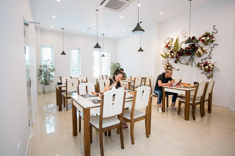 Food & Drinks 4, Khach San Tuong Vi - Van Cao, Hải An