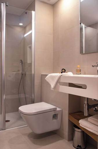 Bathroom 4, Apartamentos Pinomar, Baleares