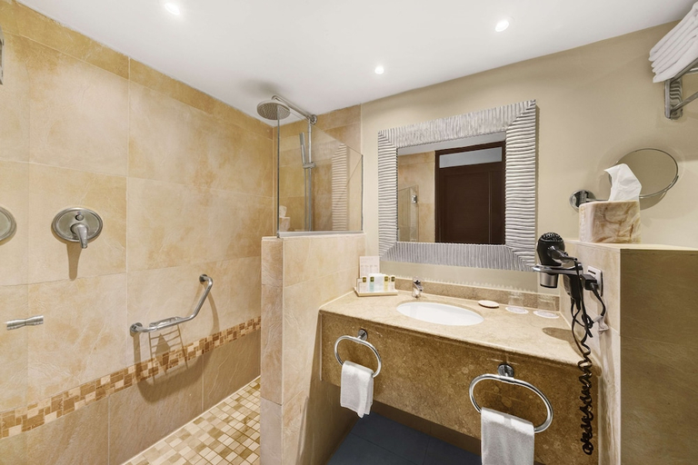 Bathroom 5, Barcelo Aruba
