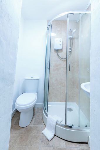 Bathroom 4, Glastonbury - Contactlesscheckin - Free Parking, Somerset