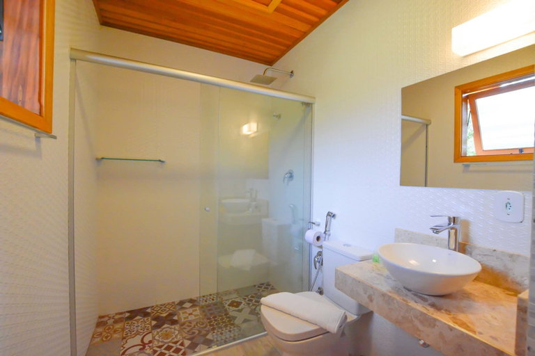 Bathroom 3, Resort Magnifico, Camanducaia