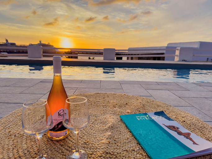 Food & Drinks, With Inn, South Aegean