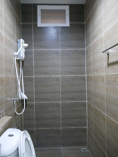 Bathroom 3, Nature Park Resort, Muang Phitsanulok