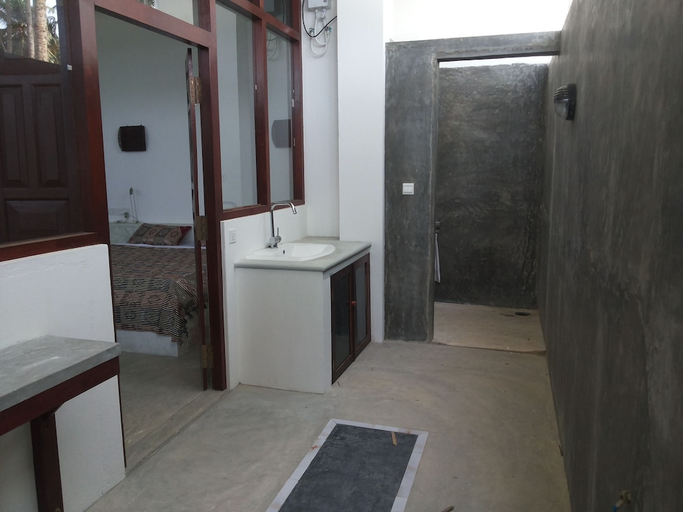 Bathroom 2, Nirvana Beach Boutique Hotel, Tangalle