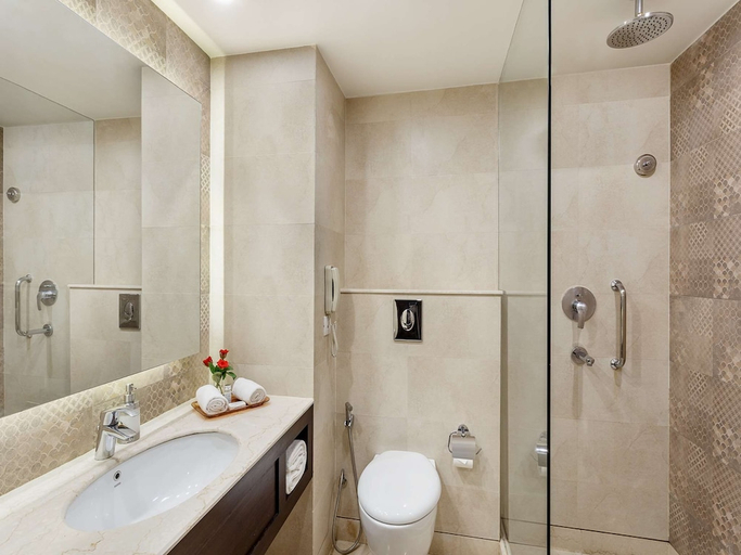 Bathroom 5, La Place Sarovar Portico, Lucknow, Lucknow