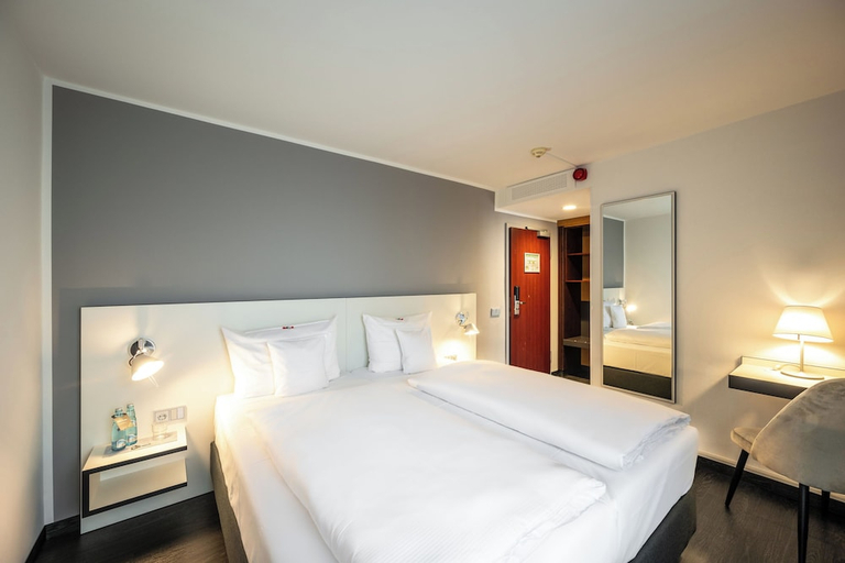 Bedroom 3, Axxe Motel Kassel Ost, Kassel