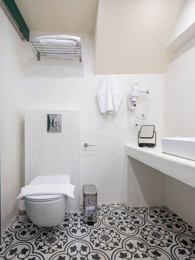 Bathroom 3, Kalimera Village, Crete