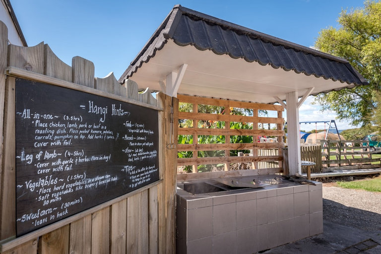 Food & Drinks 5, Cosy Cottage Thermal Holiday Park, Rotorua