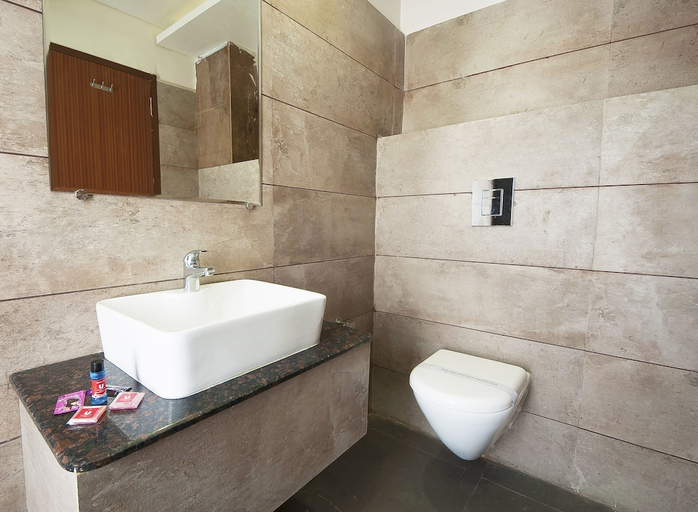 Bathroom 4, Uddhav Vilas A Family Hotel, Udaipur