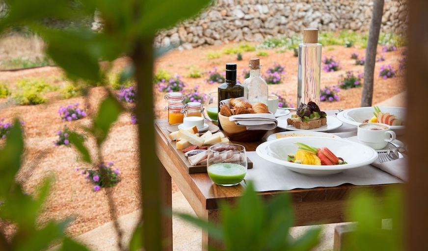 Others 5, Hotel Torralbenc, Baleares