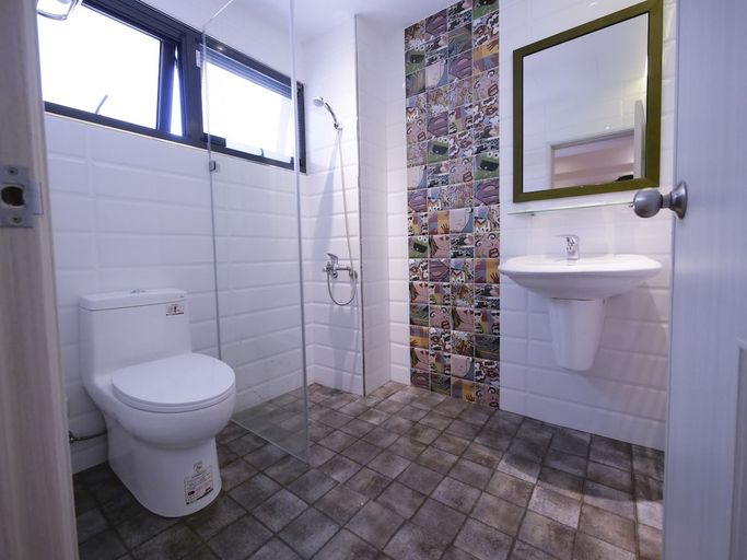 Bathroom 3, Miss inn, Penghu